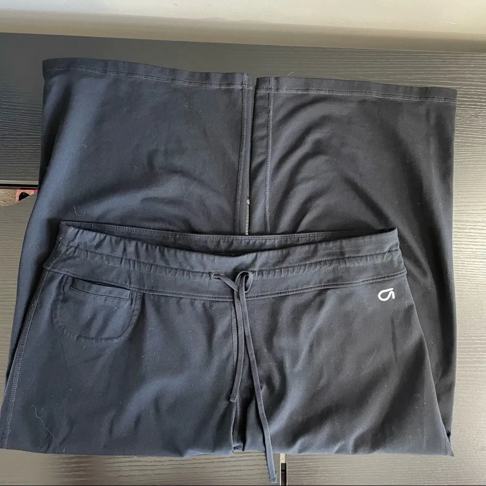 Gap Body Fit Capri Cropped Athletic Black Workout Pants, Gstretch, Large - Picture 8 of 12